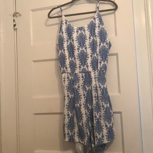 SALE! LIKE NEW! Blue & white floral romper, medium